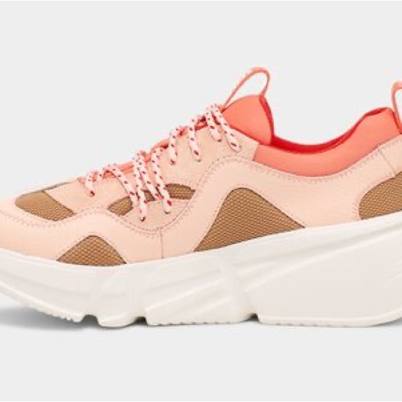 Women’s Calle Lace Sneaker | UGG - Picture 3 of 6